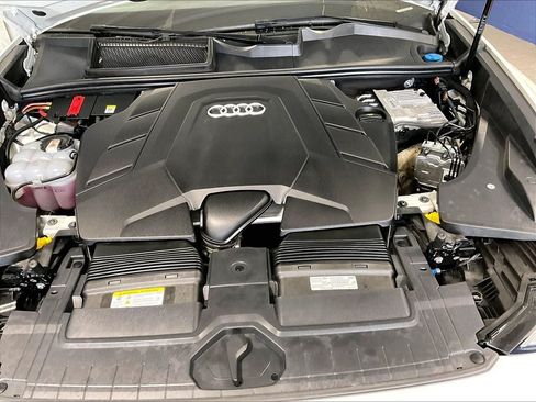 Used 2023 Audi Q8 Premium w/ Convenience Package AWD/4WD image 35