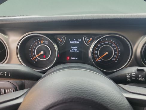 Used 2018 Jeep Wrangler Unlimited Sport AWD/4WD image 10