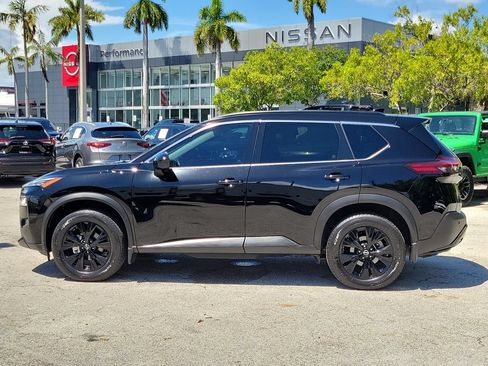 Certified 2023 Nissan Rogue SV w/ SV Premium B Package FWD image 6