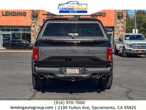 Used 2018 Ford F150 Raptor w/ Equipment Group 802A Luxury AWD/4WD image 3