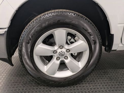 Used 2024 RAM 1500 Tradesman w/ Tradesman SXT Package image 7