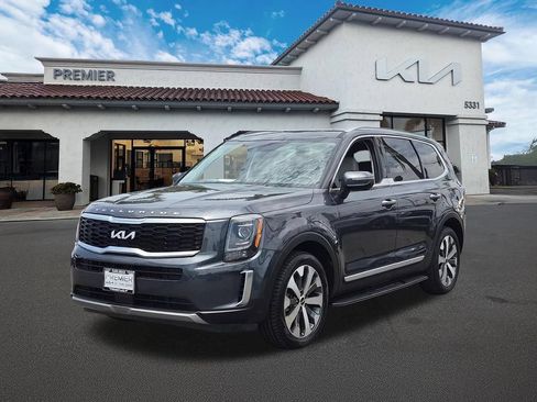 Certified 2022 Kia Telluride S FWD image 4