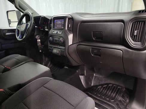 Used 2022 Chevrolet Silverado 2500 W/T w/ WT Convenience Package AWD/4WD image 28