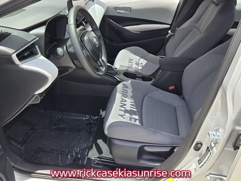 Used 2026 Toyota Corolla SE FWD image 10