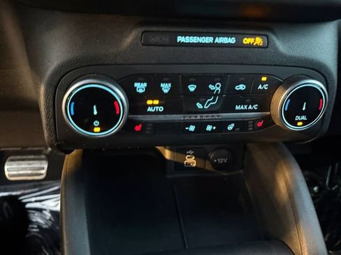 Used 2024 Ford Escape ST-Line AWD/4WD image 6