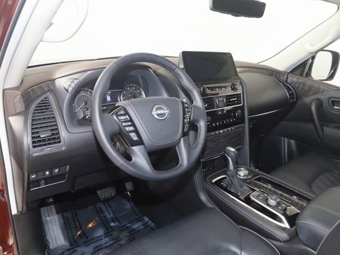 Used 2024 Nissan Armada Platinum w/ Captain's Chairs Package image 29