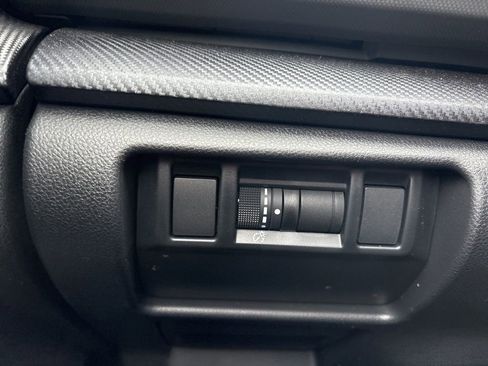 Certified 2025 Subaru Crosstrek 2.5i Limited image 54