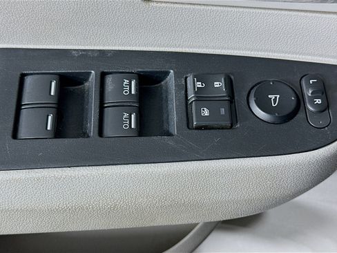 Used 2016 Honda Odyssey EX-L image 15