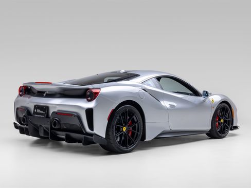 Certified 2020 Ferrari 488 Pista Coupe RWD image 10