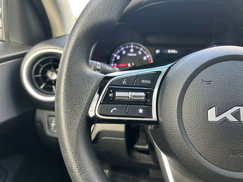 Used 2024 Kia Forte LXS image 17