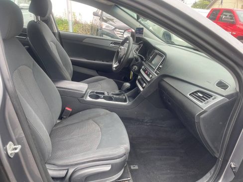 Used 2019 Hyundai Sonata SE FWD image 23