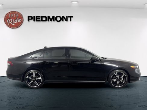 New 2026 Honda Accord SE image 3