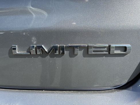 Used 2022 Jeep Compass Limited AWD/4WD image 24