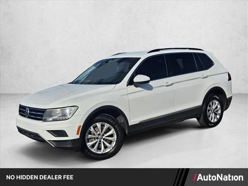 Used 2018 Volkswagen Tiguan SE AWD/4WD image 1