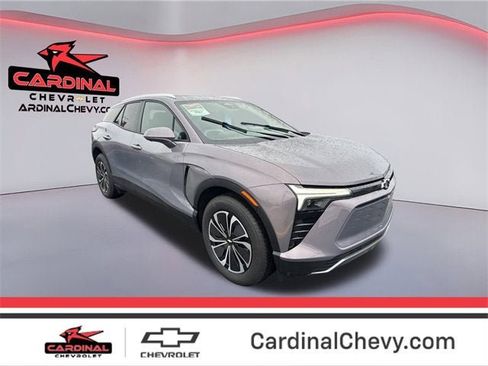 New 2025 Chevrolet Blazer EV LT image 25
