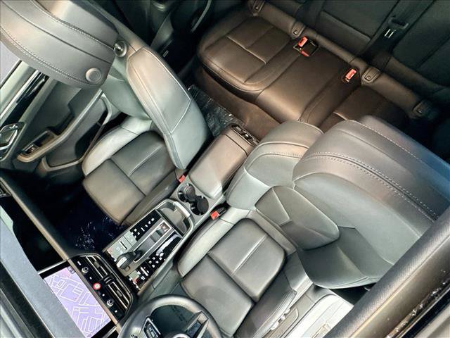 Certified 2026 Porsche Macan AWD/4WD image 20