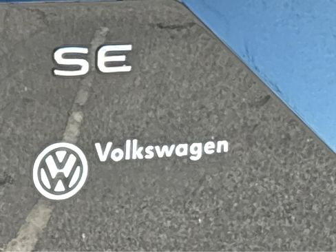 Used 2024 Volkswagen Atlas SE image 17