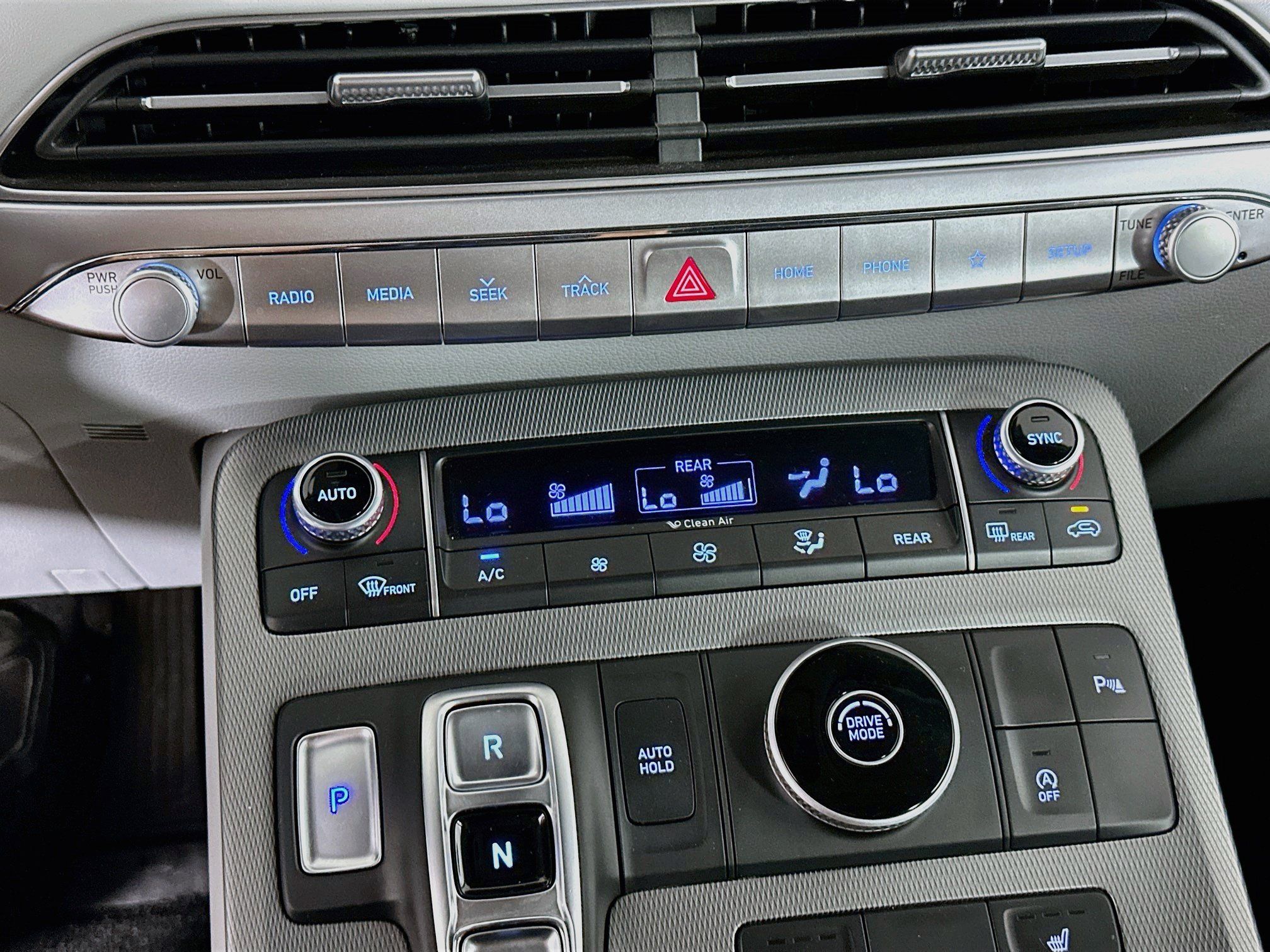 Used 2020 Hyundai Palisade SEL w/ Convenience Package FWD image 23