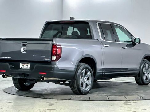 Used 2022 Honda Ridgeline RTL-E image 2