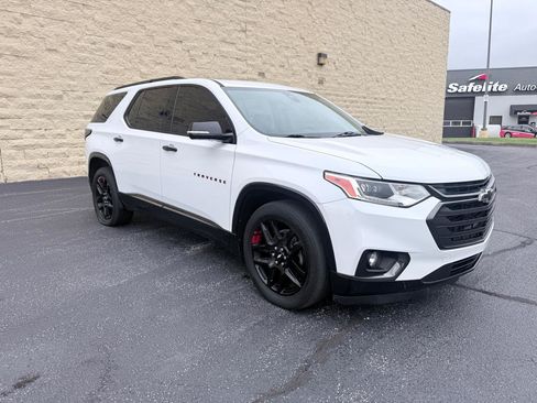 Used 2019 Chevrolet Traverse Premier w/ Redline Edition AWD/4WD image 7