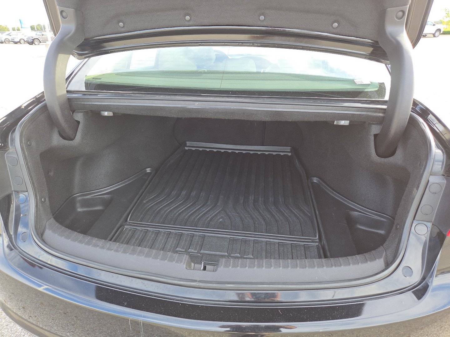 Used 2020 Acura TLX FWD image 18