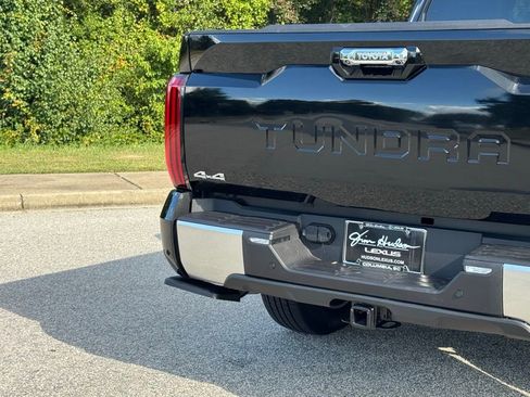 Used 2025 Toyota Tundra Limited image 13
