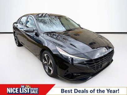 Certified 2023 Hyundai Elantra SEL w/ Convenience Package
