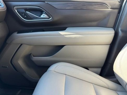 Certified 2022 Chevrolet Suburban LT image 25