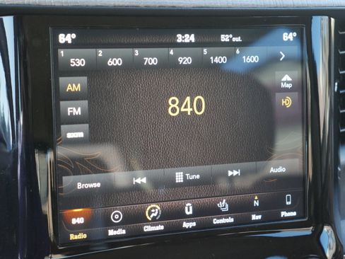 Used 2019 RAM 1500 Limited w/ Body Color Bumper Group image 11