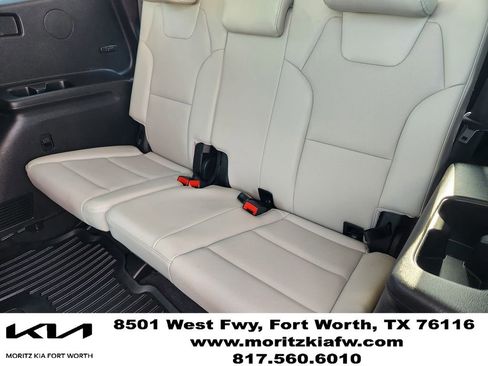 Certified 2023 Kia Telluride S w/ S Sunroof Package FWD image 30