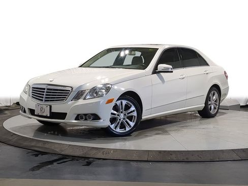 Used 2011 Mercedes-Benz E 350 4MATIC Sedan image 1