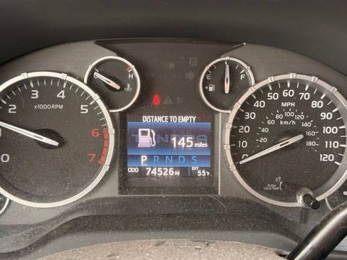 Used 2015 Toyota Tundra SR5 AWD/4WD image 12