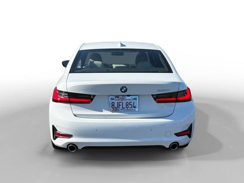 Used 2019 BMW 330i Sedan RWD image 4