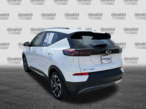 Used 2023 Chevrolet Bolt EUV Premier w/ Sun & Sound Package image 7