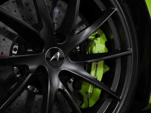 Used 2021 McLaren 720S Performance RWD image 35