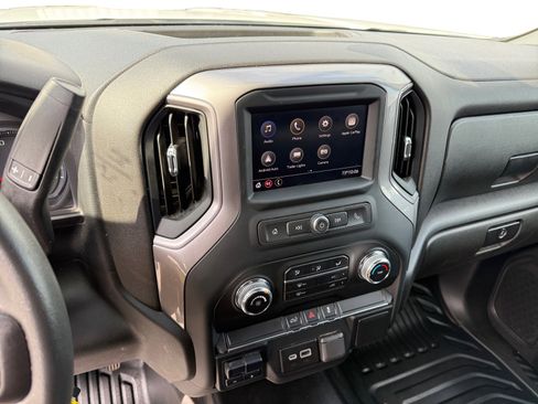 Used 2022 GMC Sierra 2500 Pro w/ Convenience Package AWD/4WD image 12