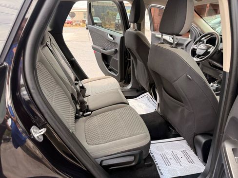 Used 2020 Ford Escape SE FWD image 11