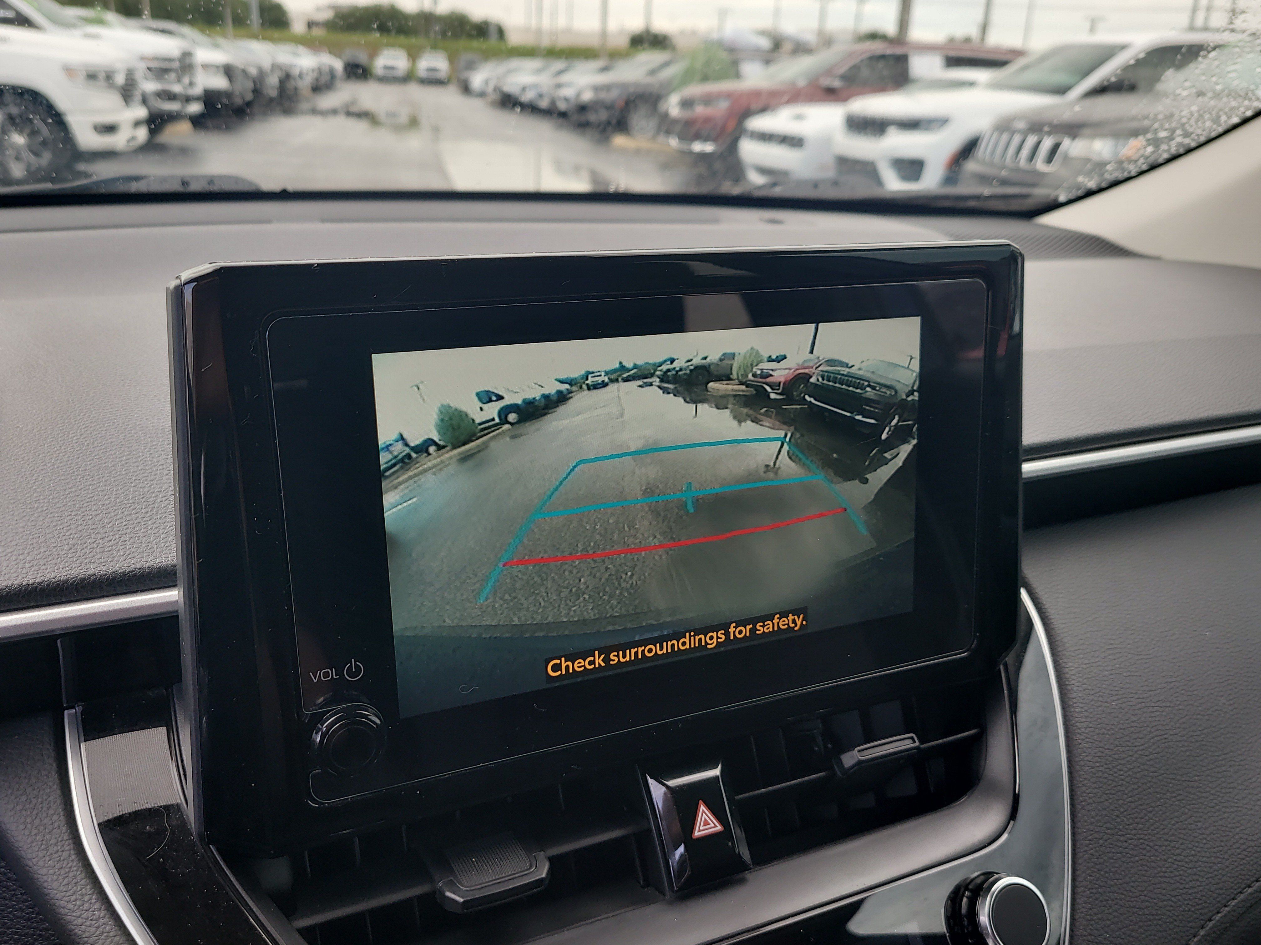 Used 2024 Toyota Corolla Cross LE FWD image 22