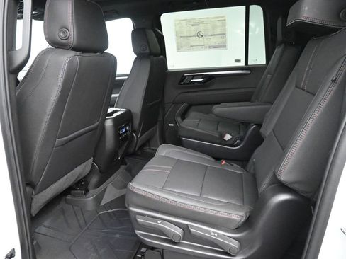 New 2026 Chevrolet Suburban RST w/ RST Capability Package image 17