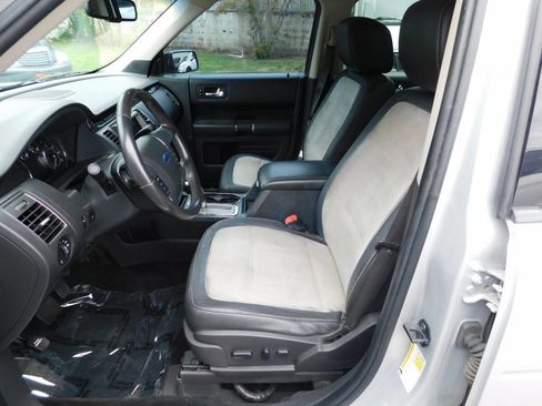 Used 2012 Ford Flex Titanium w/ Trailer Tow Pkg Class III image 9