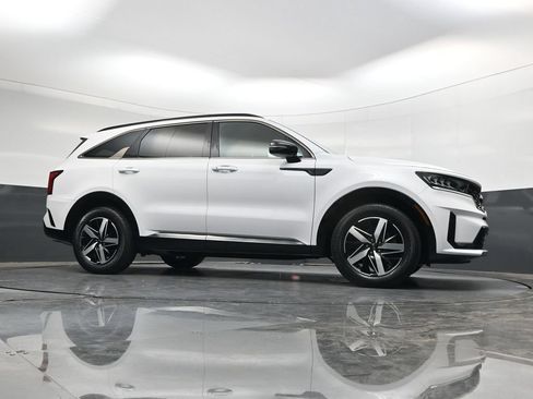 Used 2021 Kia Sorento S FWD image 44