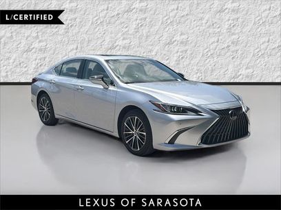 Used 2025 Lexus ES 300h w/ Premium Package