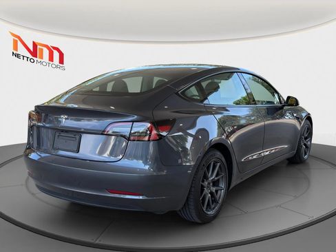 Used 2023 Tesla Model 3 Standard Range RWD image 5