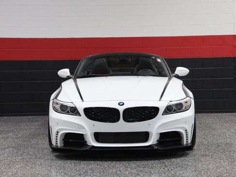 Used 2015 BMW Z4 sDrive35i image 11
