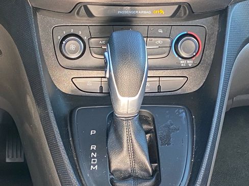 Used 2022 Ford Transit Connect XL w/ Trailer Tow Package image 12