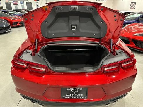 Used 2022 Chevrolet Camaro LT RWD image 22