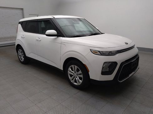 Used 2020 Kia Soul LX FWD image 11