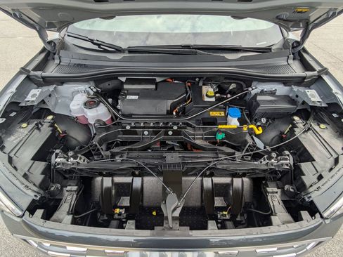 Used 2023 Audi Q4 e-tron Premium w/ Convenience Package image 28