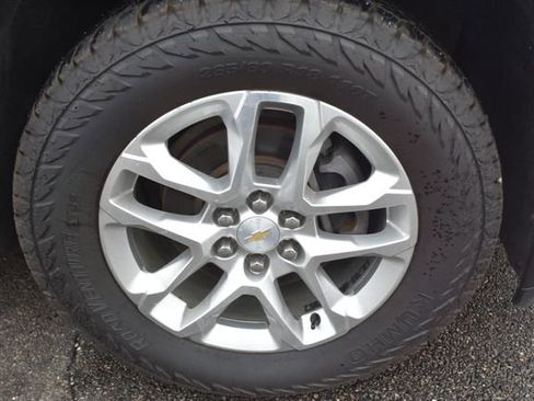 Used 2018 Chevrolet Traverse LT image 50