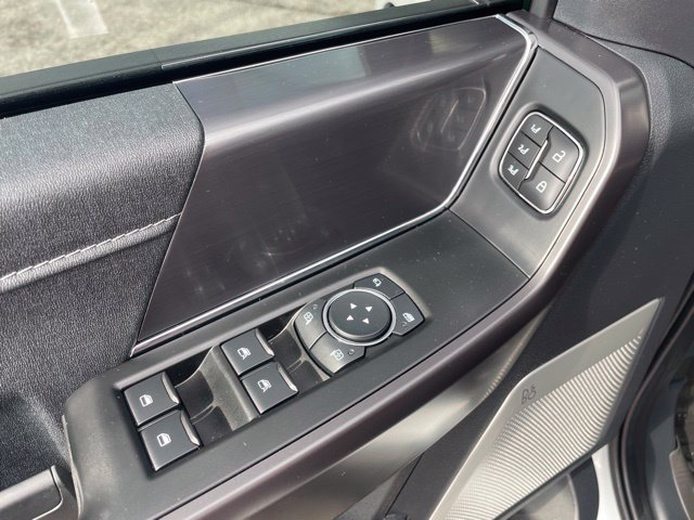 Used 2026 Ford F150 Lariat w/ Equipment Group 502A High AWD/4WD image 11